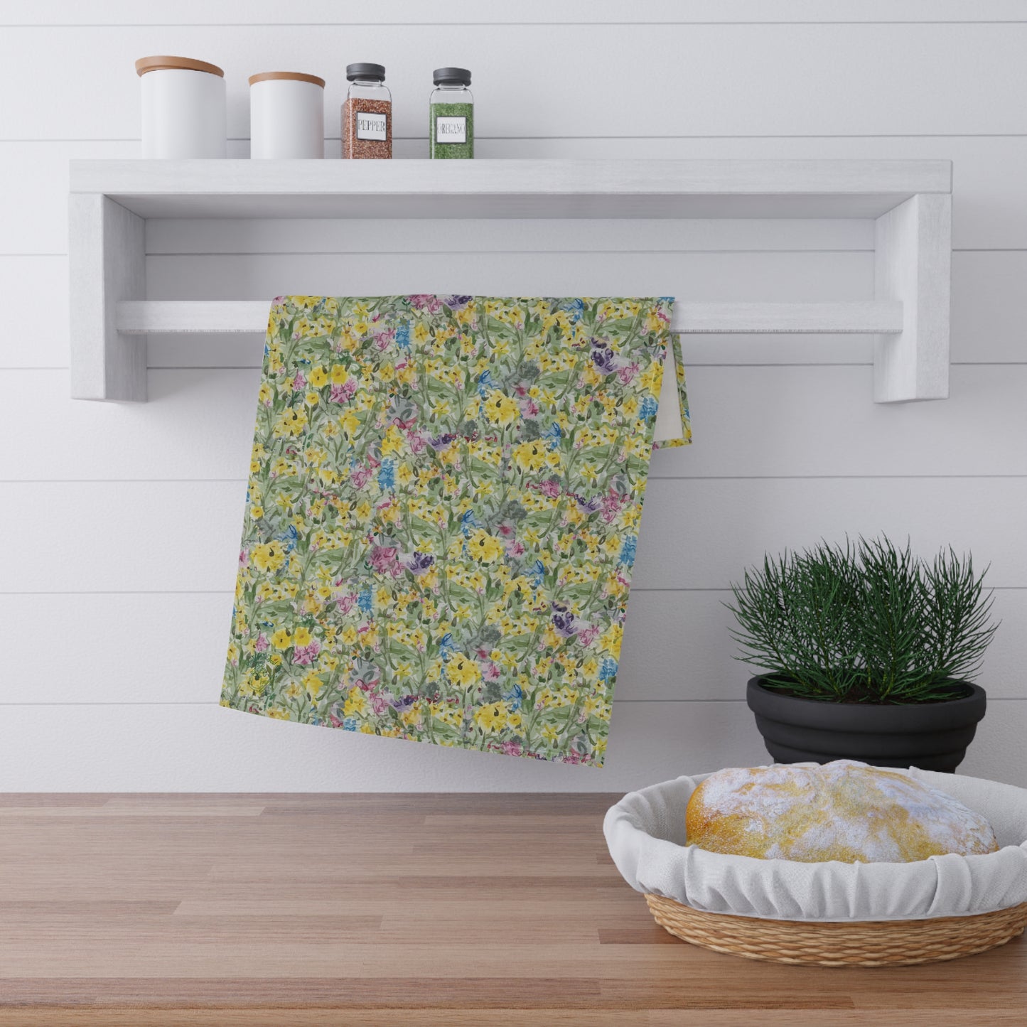 Spring Meadow Floral Tea Towel – Soft Yellow Wildflower Kitchen Towel