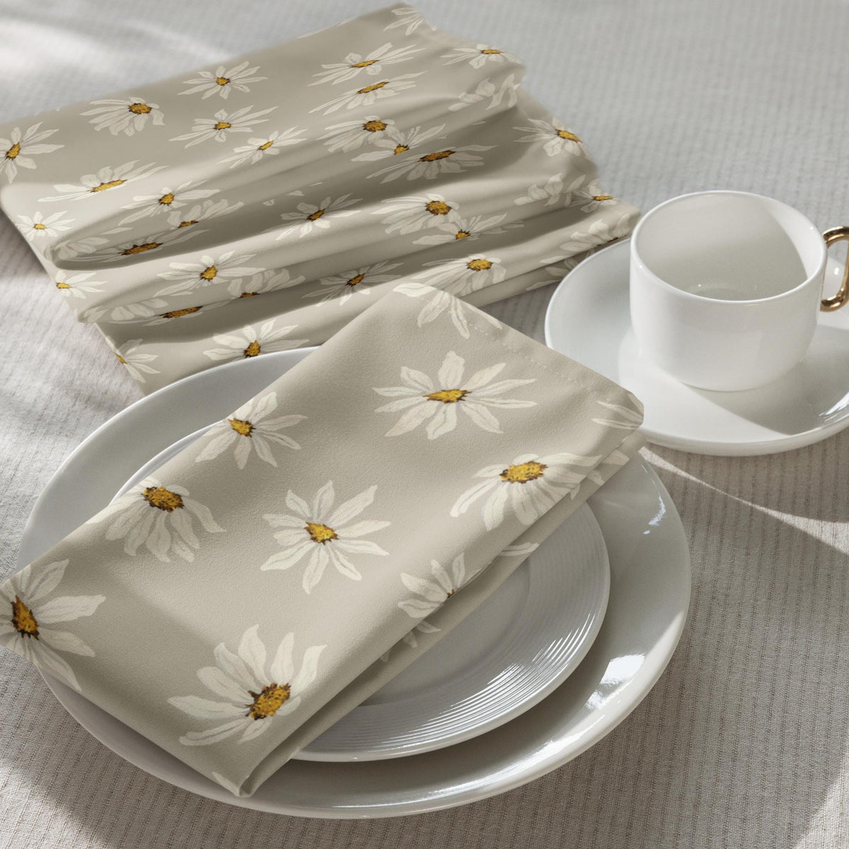 Cream Daisies on Stone Taupe Ground Cloth Napkin Set Beige Floral Dinner Napkins Farmhouse Wedding Decor