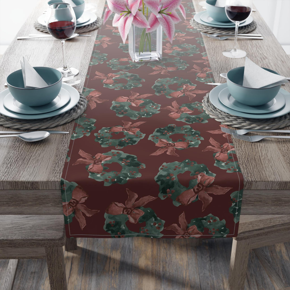 Christmas Wreath Table Runner Green Red Holiday Dining Decor | Festive Wreath Pattern Holiday Entertaining Gift, Cotton & Poly Blend
