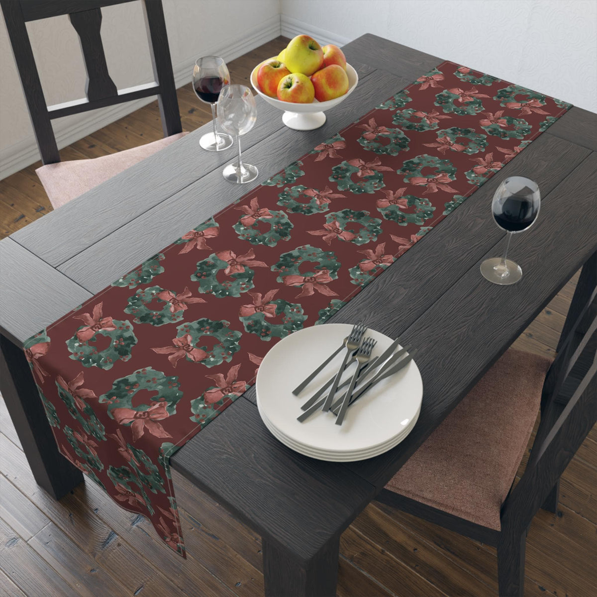 Christmas Wreath Table Runner Green Red Holiday Dining Decor | Festive Wreath Pattern Holiday Entertaining Gift, Cotton & Poly Blend