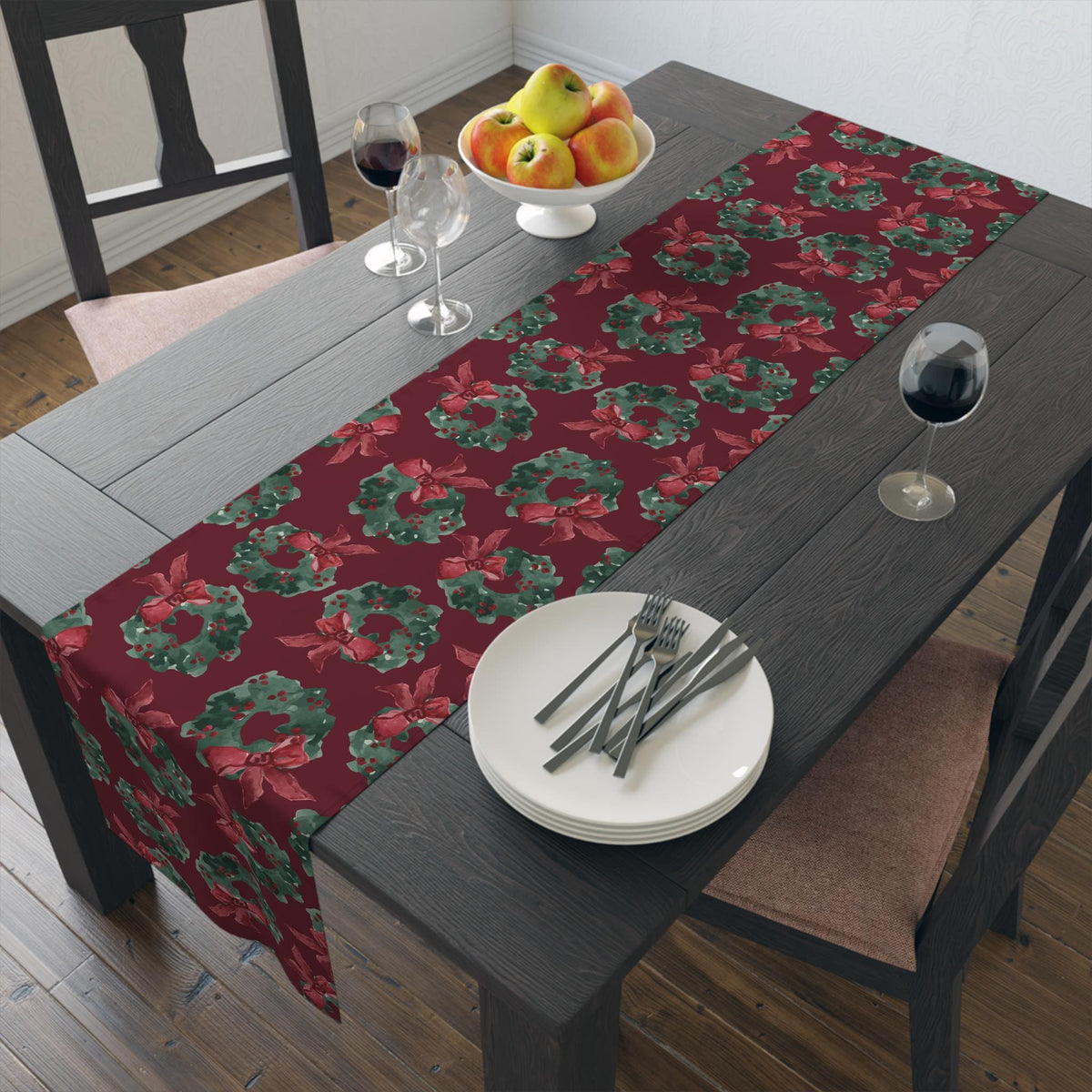 Christmas Wreath Table Runner Green Red Holiday Dining Decor | Festive Wreath Pattern Holiday Entertaining Gift, Cotton & Poly Blend